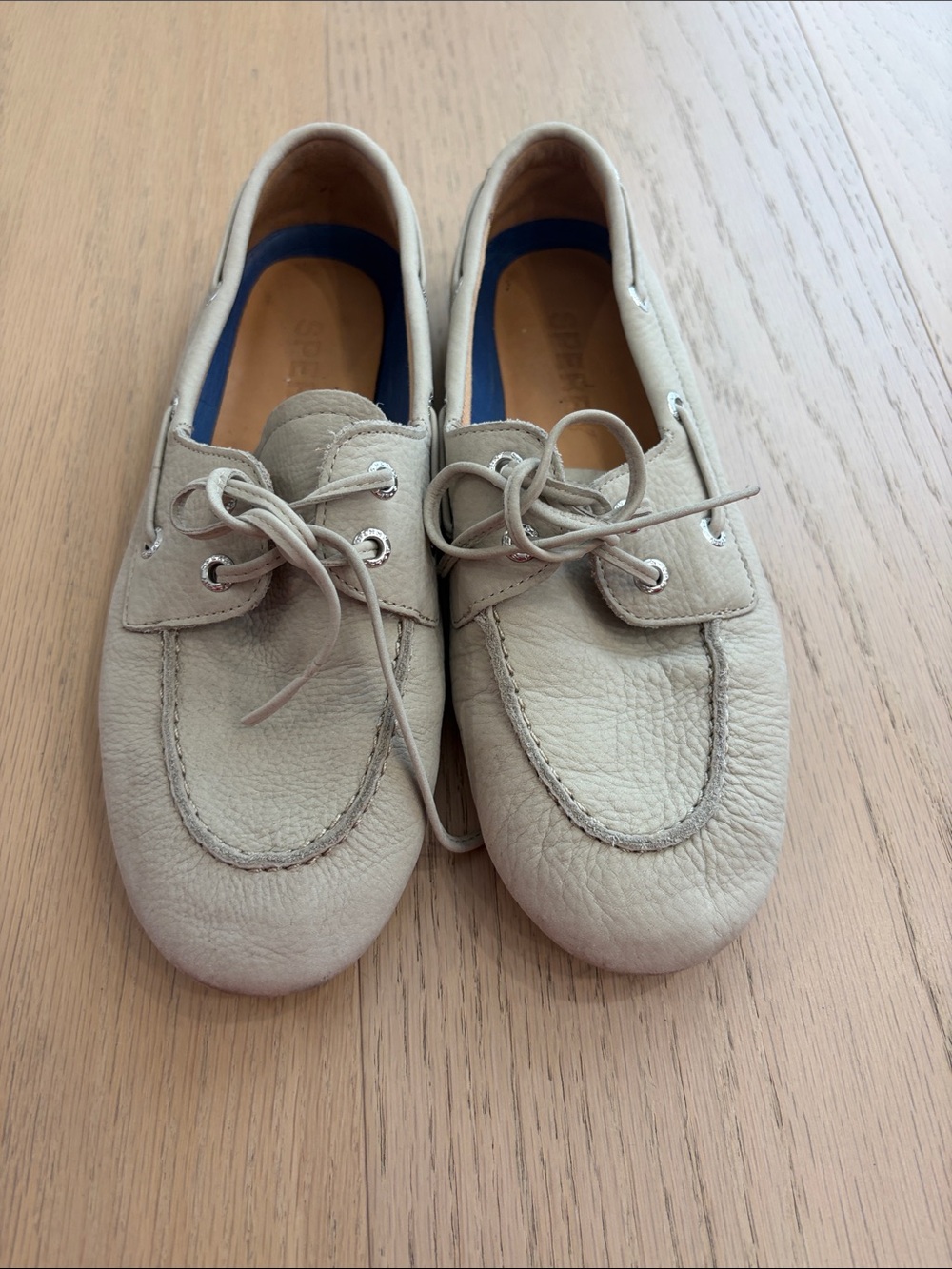Sperry Women's Light Beige Leather Boat Shoes size 8